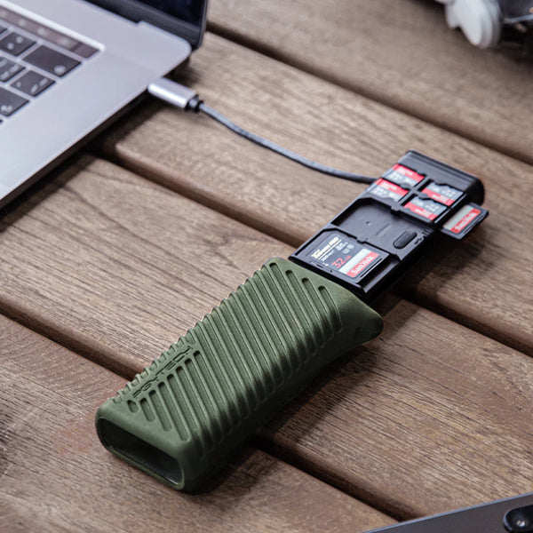 Pgytech GM-162 Lettore E Wallet Per Memory Card Verde Pgytech GM-162 Lettore E Wallet Per Memory Card Verde